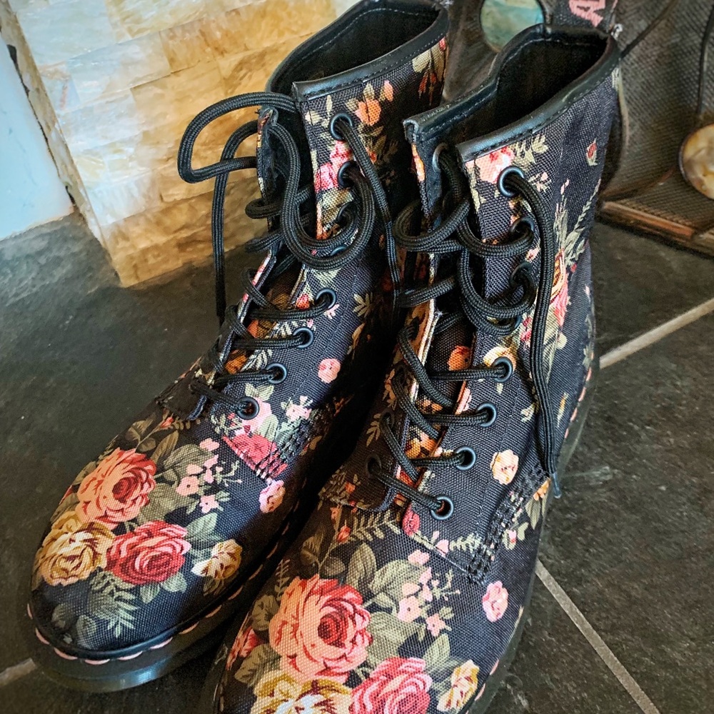 Floral doc Martin boots